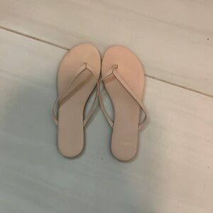 Light pink thong sandals size 8